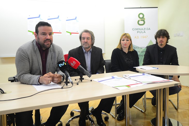 cure za druženje metković sex kontakt laktaši